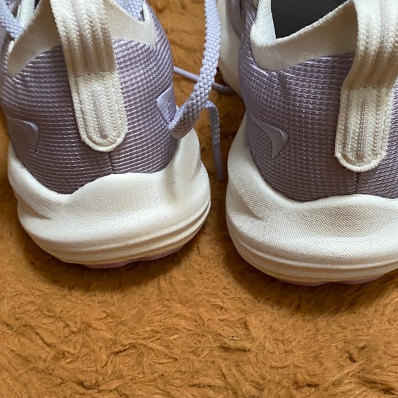 Brooks Women's Light Purple Sneakers - Picture 11 of 15